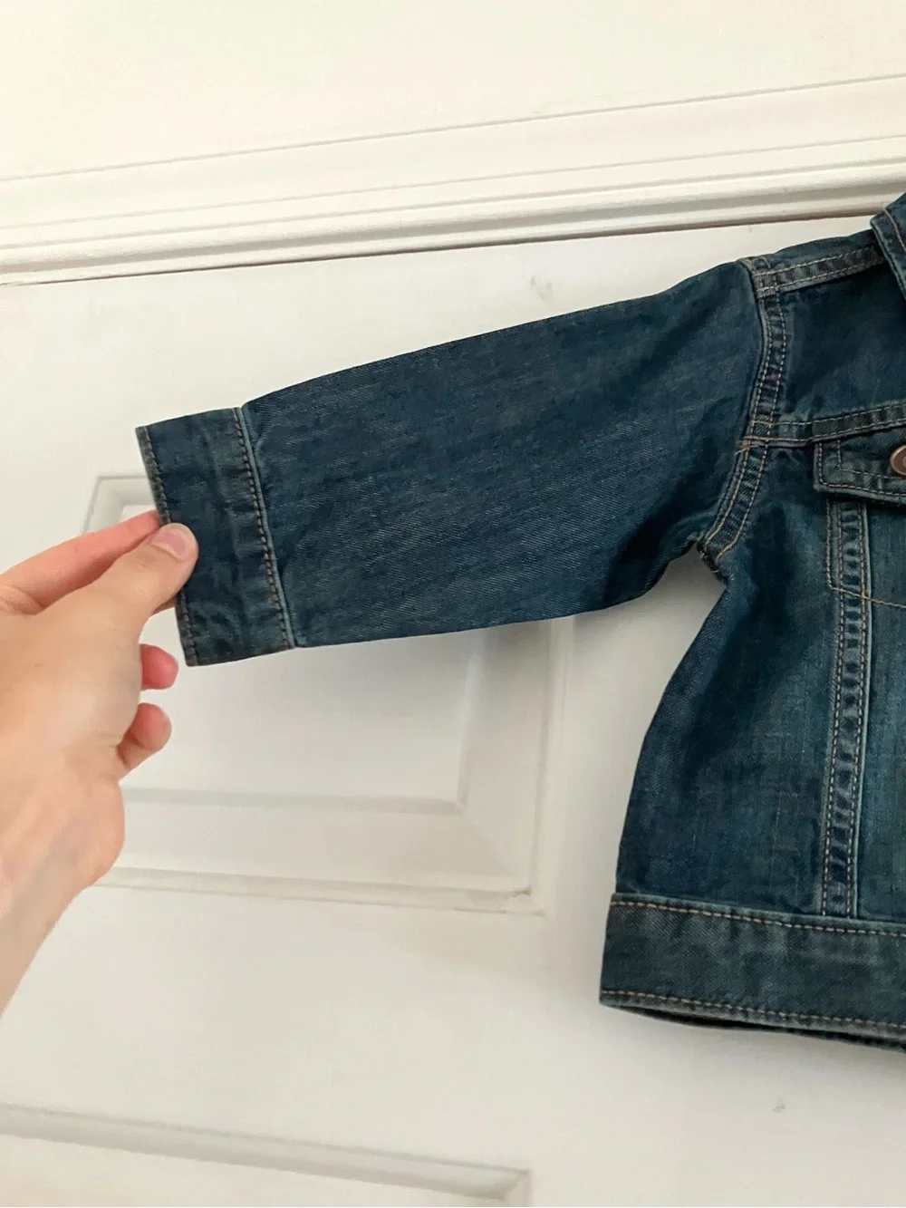 The children’s place dark wash whimsical denim jean jacket-size 9-12m